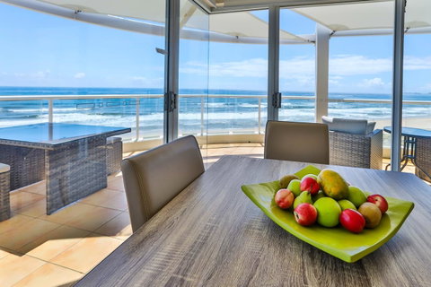 Regency On The Beach - Tourism Gold Coast 10