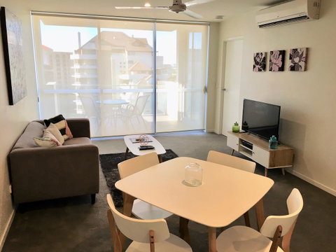 Mowbray East Apartments - Tourism Gold Coast 15