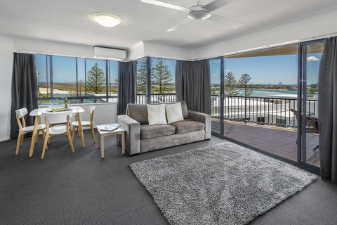 Belaire Place Motel Apartments - Tourism Gold Coast 5