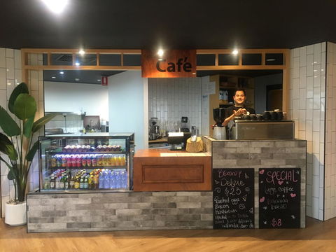 Woodroffe Hotel - Gold Coast 3