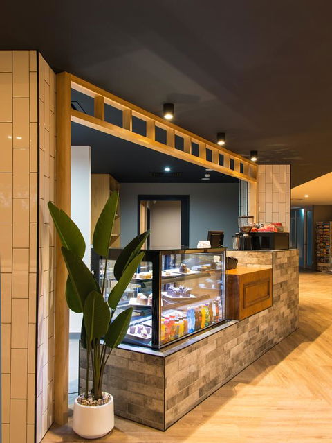 Woodroffe Hotel - Gold Coast 21