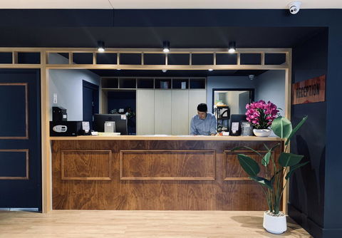 Woodroffe Hotel - Gold Coast 2