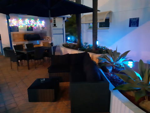 Surfers Beach Resort One - Tourism Gold Coast 3