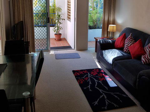 Surfers Beach Resort One - Tourism Gold Coast 17