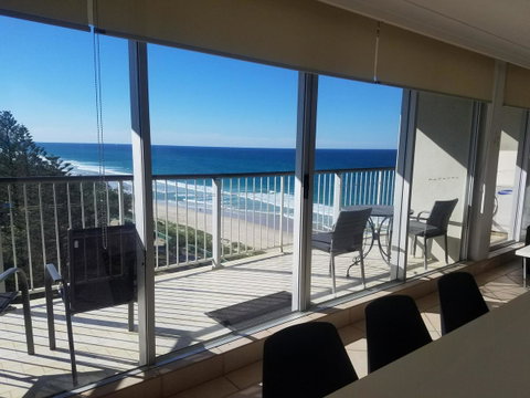 Golden Sands On The Beach - Absolute Beachfront Apartments - Tourism Gold Coast 32
