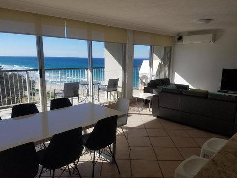 Golden Sands On The Beach - Absolute Beachfront Apartments - Tourism Gold Coast 35