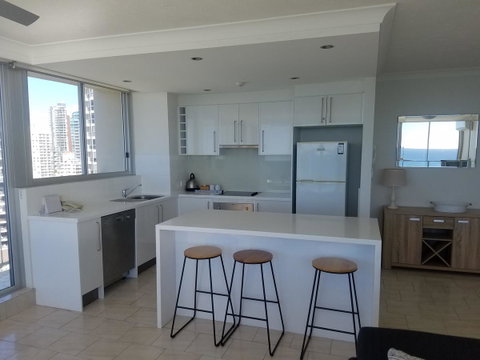 Golden Sands On The Beach - Absolute Beachfront Apartments - Tourism Gold Coast 22