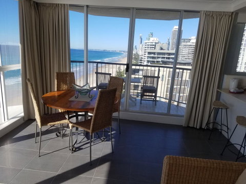 Golden Sands On The Beach - Absolute Beachfront Apartments - Tourism Gold Coast 28