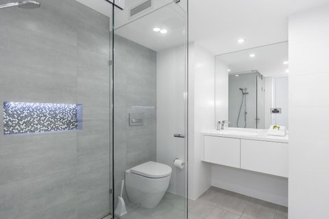 Golden Sands On The Beach - Absolute Beachfront Apartments - Tourism Gold Coast 4
