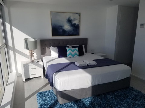 Golden Sands On The Beach - Absolute Beachfront Apartments - Tourism Gold Coast 11