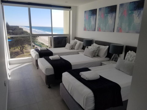 Golden Sands On The Beach - Absolute Beachfront Apartments - Tourism Gold Coast 12