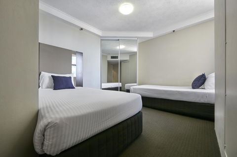Novotel Surfers Paradise - Tourism Gold Coast 12