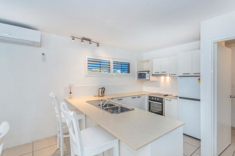 Noosa Boutique Apartments & Elkhorn Villas - Tourism Gold Coast 14