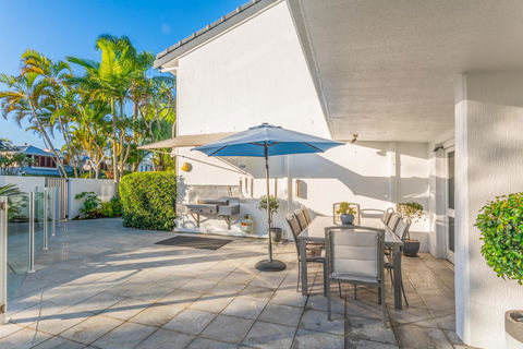 Noosa Boutique Apartments & Elkhorn Villas - Tourism Gold Coast 10