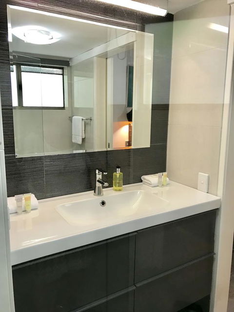 Noosa Boutique Apartments & Elkhorn Villas - Tourism Gold Coast 44