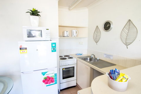Bay Of Palms - Tourism Gold Coast 35