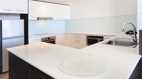Oaks Townsville Gateway Suites - Tourism Gold Coast 4