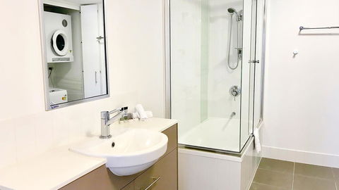 Oaks Townsville Gateway Suites - Tourism Gold Coast 7