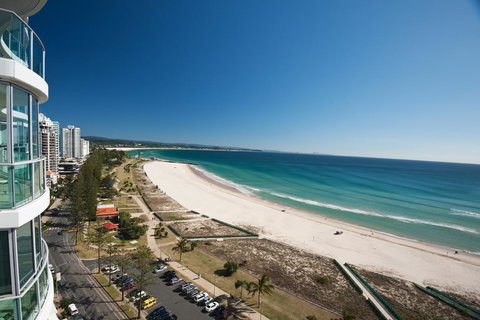 Reflection On The Sea - Tourism Gold Coast 19