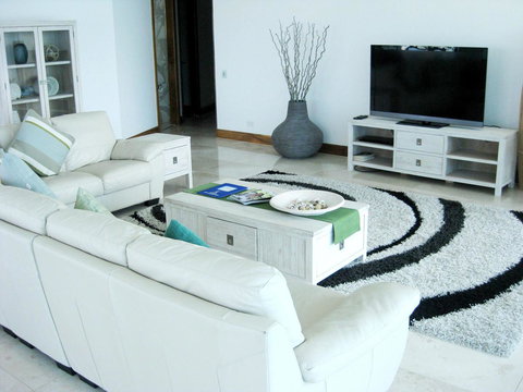 Reflection On The Sea - Tourism Gold Coast 42