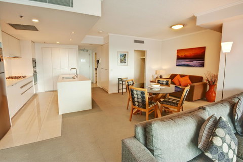 Reflection On The Sea - Tourism Gold Coast 16