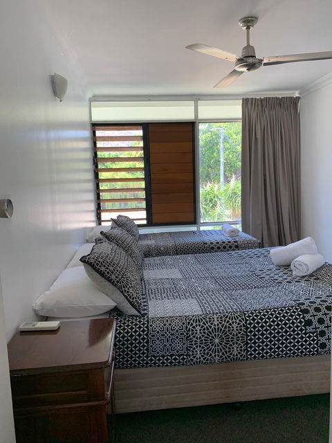 Townsville Holiday Apartments - Tourism Gold Coast 4