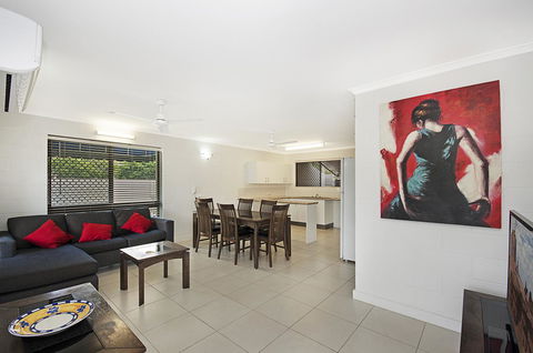 Townsville Holiday Apartments - Tourism Gold Coast 20
