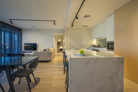 Arena Apartments By CLLIX - Tourism Gold Coast 29