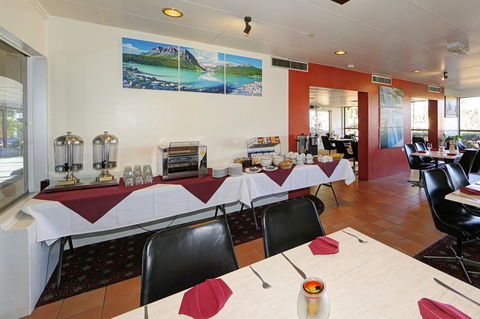 Smart Motels Bert Hinkler - Tourism Gold Coast 4