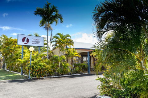 Smart Motels Bert Hinkler - Tourism Gold Coast 1