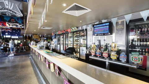 Palm Beach Hotel - Tourism Gold Coast 14