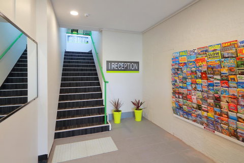 Palm Beach Hotel - Tourism Gold Coast 27
