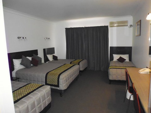 Burke & Wills Motor Inn - Tourism Gold Coast 26