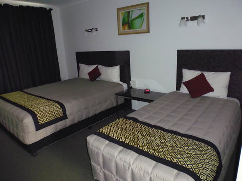 Burke & Wills Motor Inn - Tourism Gold Coast 18