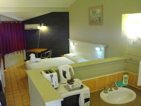 Kallangur Motel - Tourism Gold Coast 1