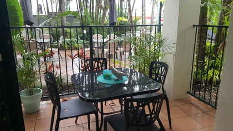 Jackies Holiday Apartment - Tourism Gold Coast 11