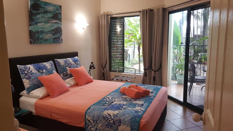 Jackies Holiday Apartment - Tourism Gold Coast 4