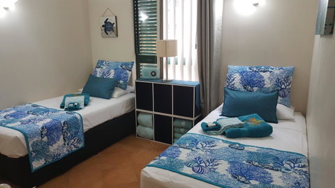 Jackies Holiday Apartment - Tourism Gold Coast 6