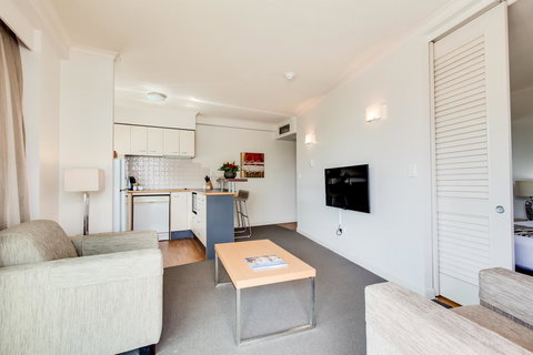 Central Cosmo Apartment Hotel - Gold Coast 31