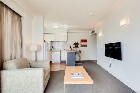 Central Cosmo Apartment Hotel - Gold Coast 30
