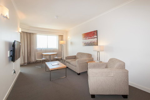 Central Cosmo Apartment Hotel - Gold Coast 16