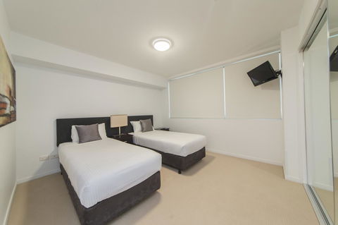 Echelon Apartments Yeppoon - Tourism Gold Coast 8