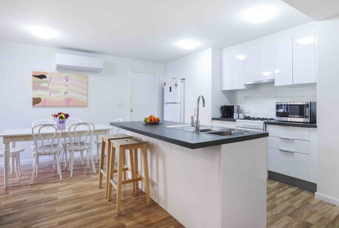 Sandbox Apartments - Tourism Gold Coast 28