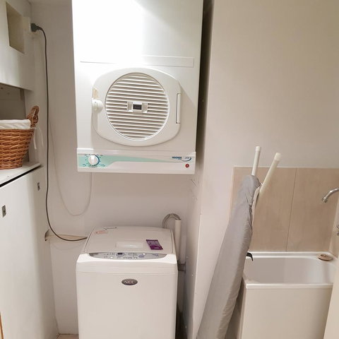 Gemini Court Holiday Apartments - Tourism Gold Coast 27