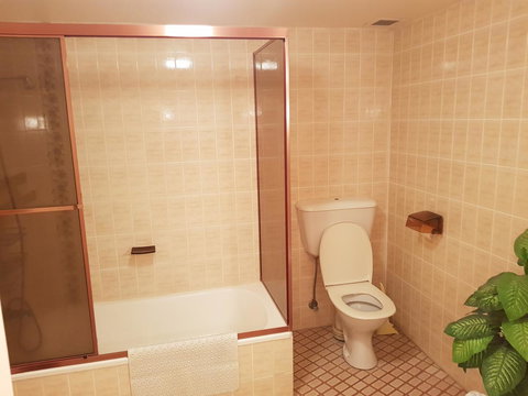 Gemini Court Holiday Apartments - Tourism Gold Coast 43