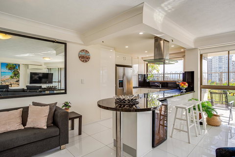 Gemini Court Holiday Apartments - Tourism Gold Coast 7