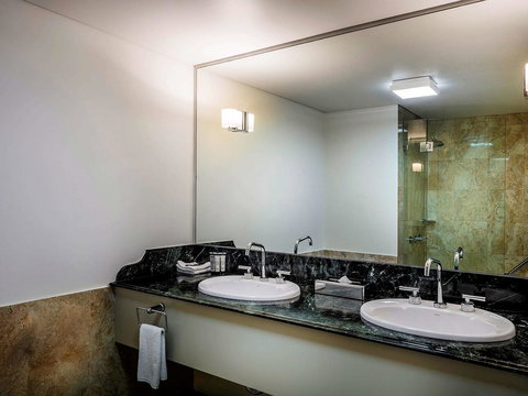 Pullman Brisbane King George Square - Tourism Gold Coast 42