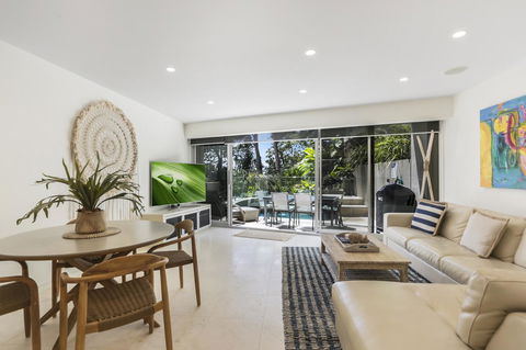 Little Cove Court - Tourism Gold Coast 5