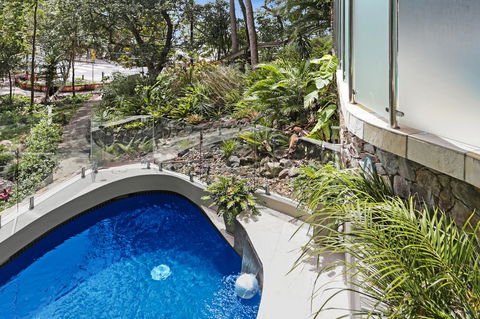 Little Cove Court - Tourism Gold Coast 1