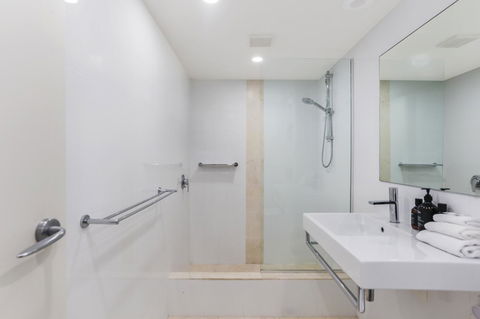 Little Cove Court - Tourism Gold Coast 12